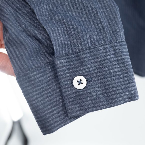 Lululemon Bonded Voyage Long Sleeve Button Down Heathered Deep Navy | Medium - Picture 4 of 12